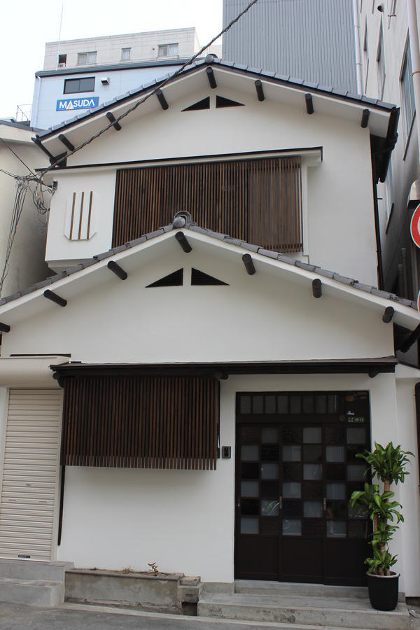 Tenma Itoya Guest House Osaka Buitenkant foto